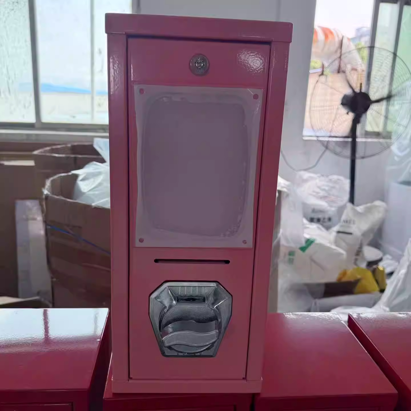 Outdoor arcade card twisting m - مراجعة Arcade Card Vending Machine وسعره
